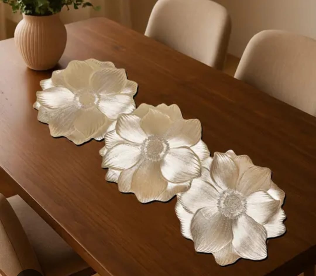 Sunflower Shaped Dining Mats & Runner Combo - Gold