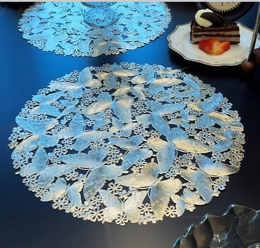 Metallic PVC Dining Placemats – 6 Piece Set | Elegant Butterfly Design